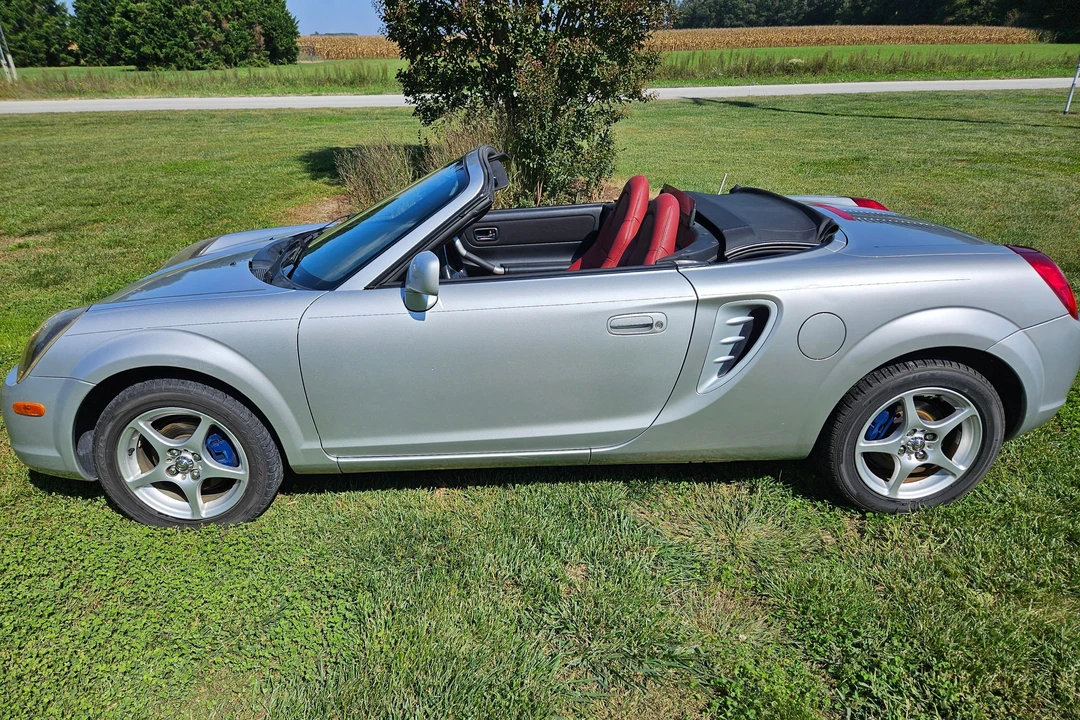 2000 Toyota MR2 Spyder/MR-S - Image 3 of 31