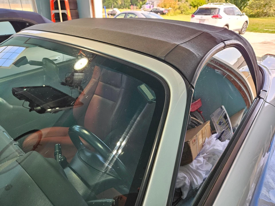 2000 Toyota MR2 Spyder/MR-S - Image 19 of 31