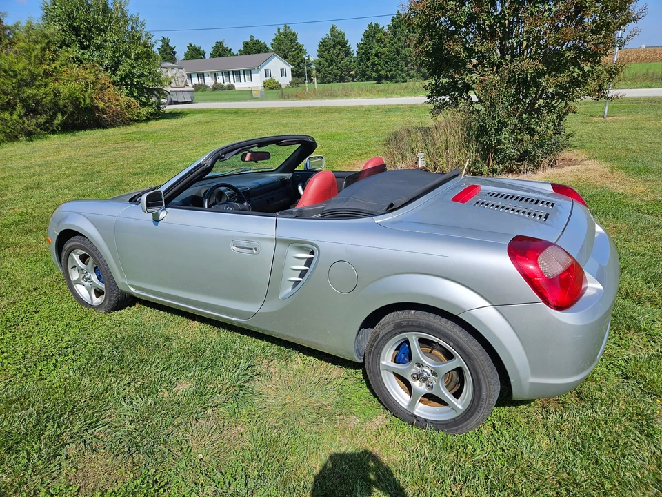 2000 Toyota MR2 Spyder/MR-S - Image 7 of 31