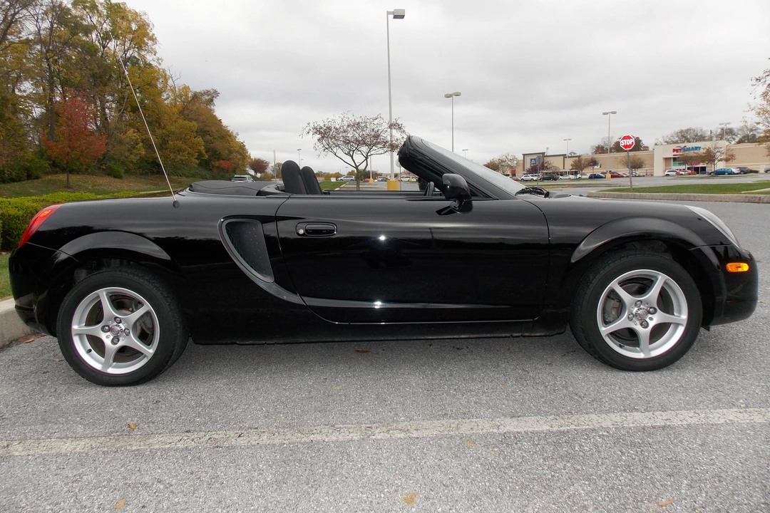 2000 Toyota MR2 Spyder/MR-S - Image 8 of 19