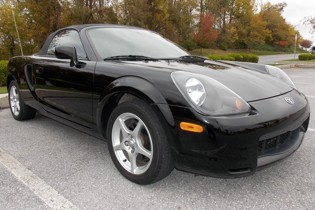2000 Toyota MR2 Spyder/MR-S - Image 16 of 19
