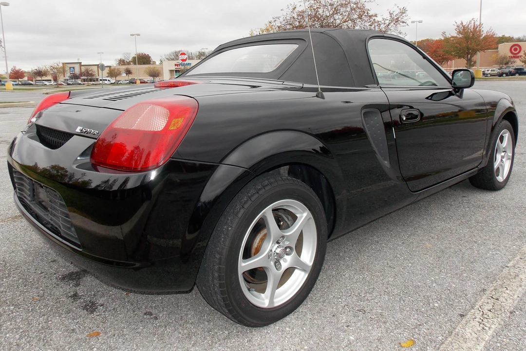 2000 Toyota MR2 Spyder/MR-S - Image 14 of 19