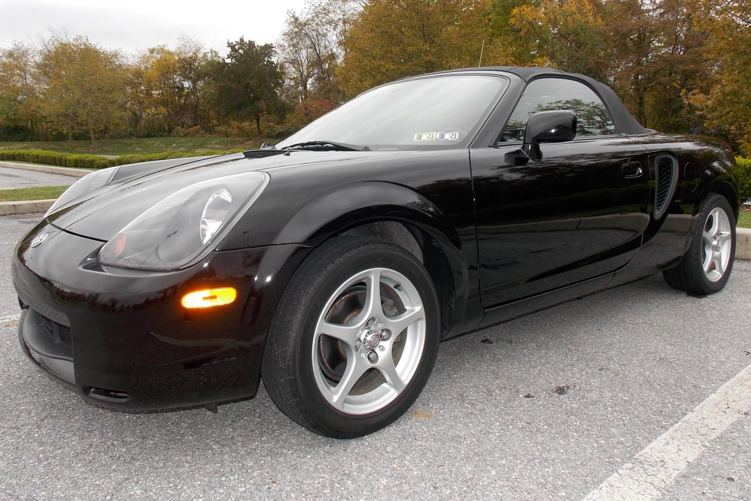 2000 Toyota MR2 Spyder/MR-S - Image 10 of 19