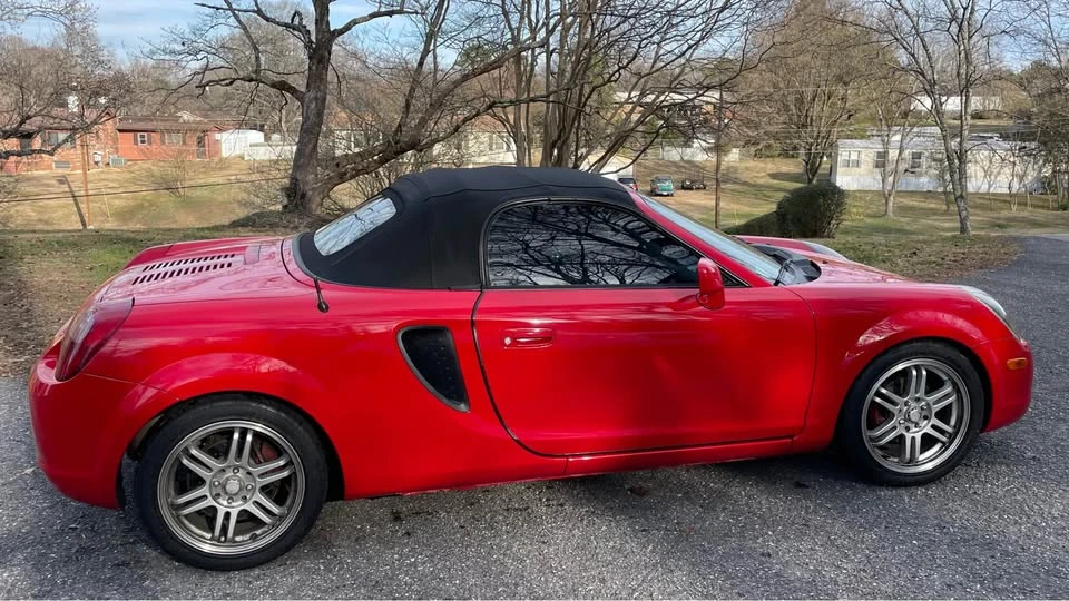 2000 Toyota MR2 Spyder/MR-S - Image 7 of 10