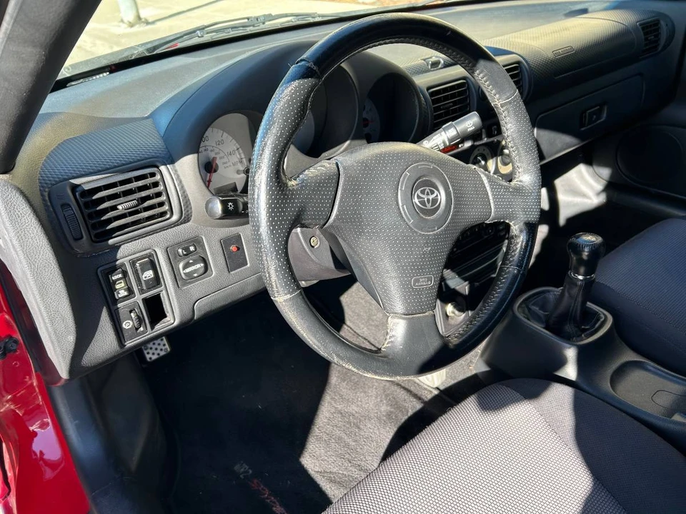 2000 Toyota MR2 Spyder/MR-S - Image 3 of 6