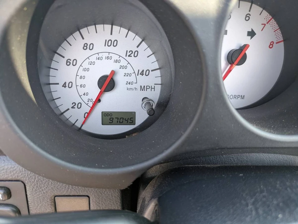 2000 Toyota MR2 Spyder/MR-S - Image 10 of 14