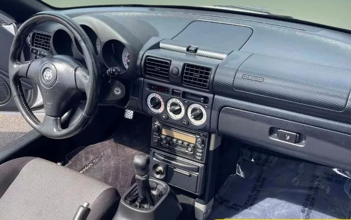2000 Toyota MR2 Spyder/MR-S - Image 8 of 10