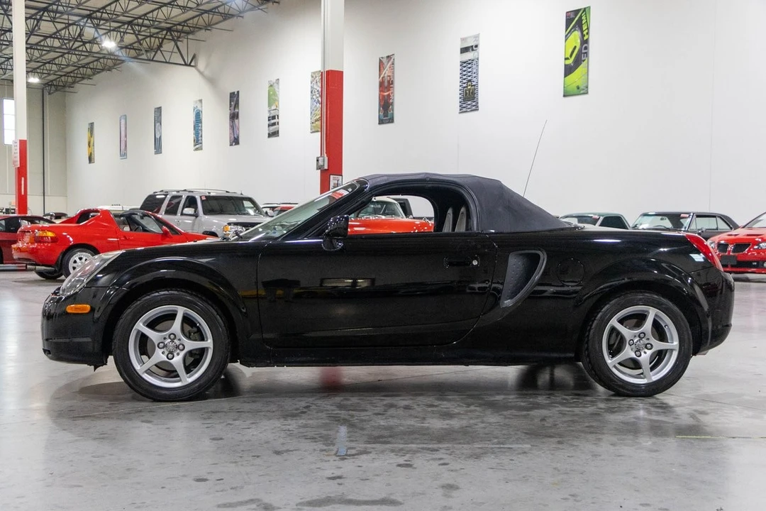 2000 Toyota MR2 Spyder/MR-S - Image 22 of 31