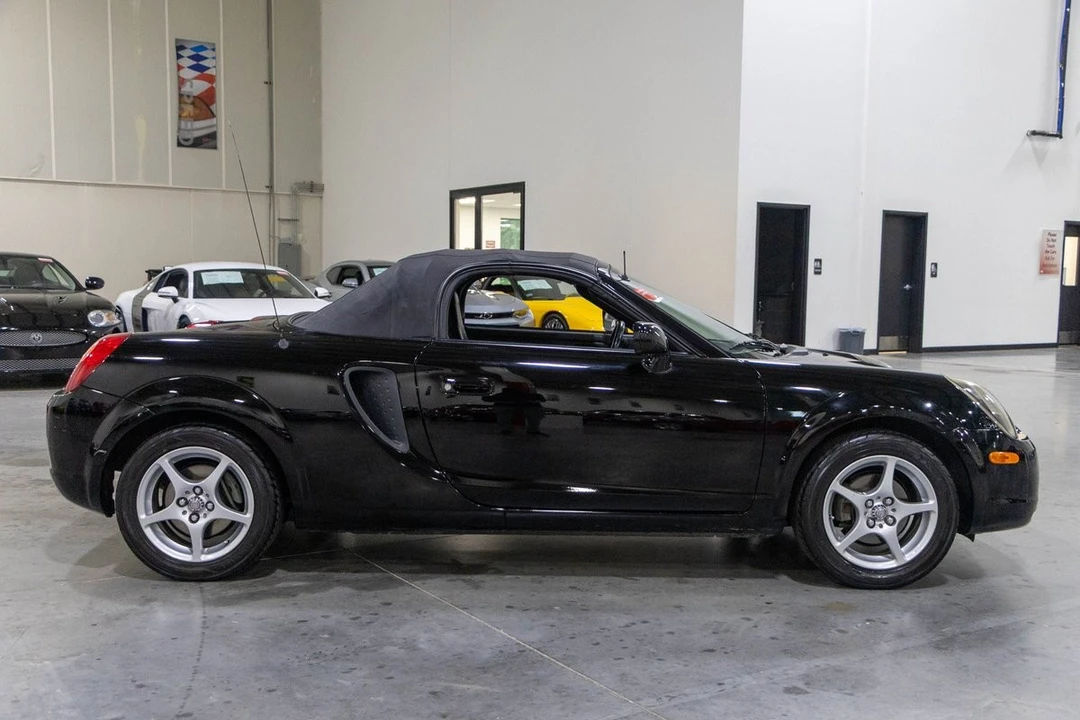 2000 Toyota MR2 Spyder/MR-S - Image 26 of 31