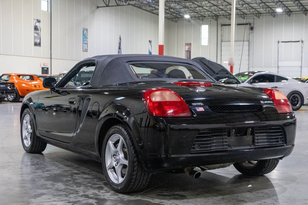 2000 Toyota MR2 Spyder/MR-S - Image 23 of 31