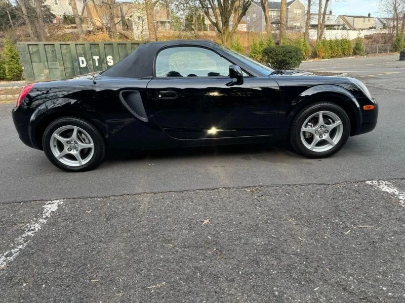 2000 Toyota MR2 Spyder/MR-S - Image 8 of 12