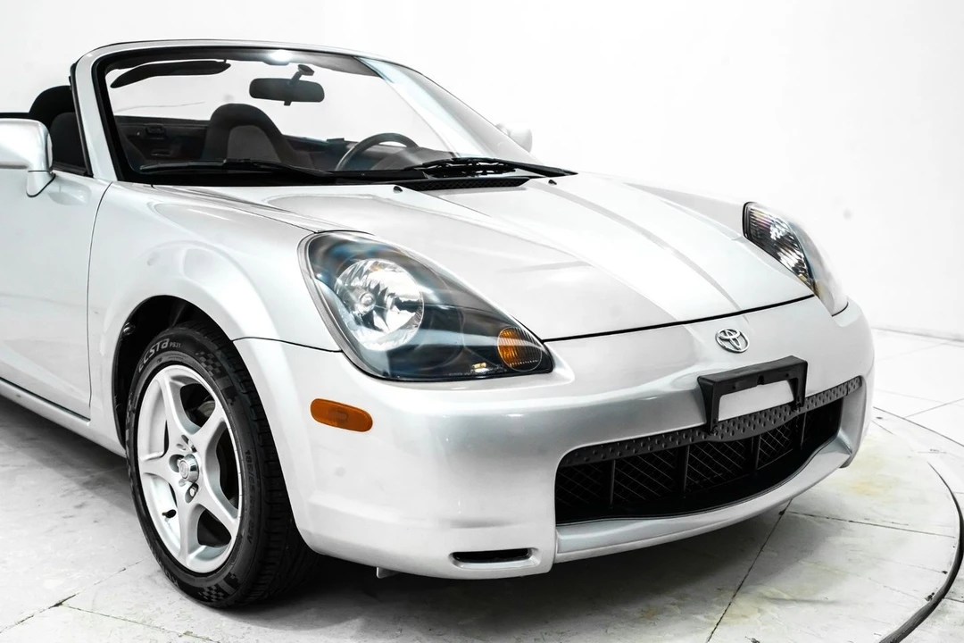 2000 Toyota MR2 Spyder/MR-S - Image 15 of 31
