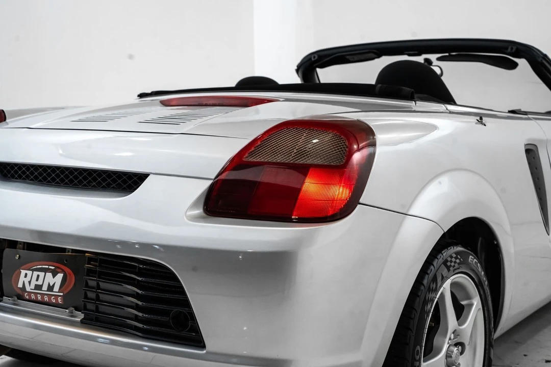 2000 Toyota MR2 Spyder/MR-S - Image 14 of 31