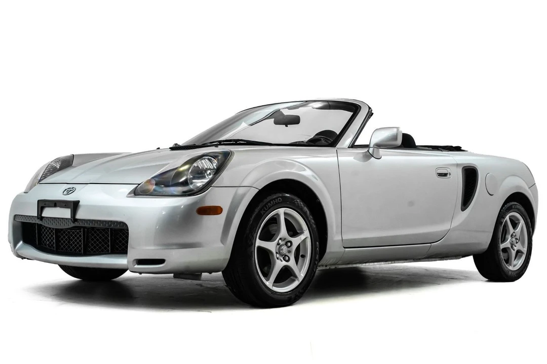 2000 Toyota MR2 Spyder/MR-S - Image 10 of 31