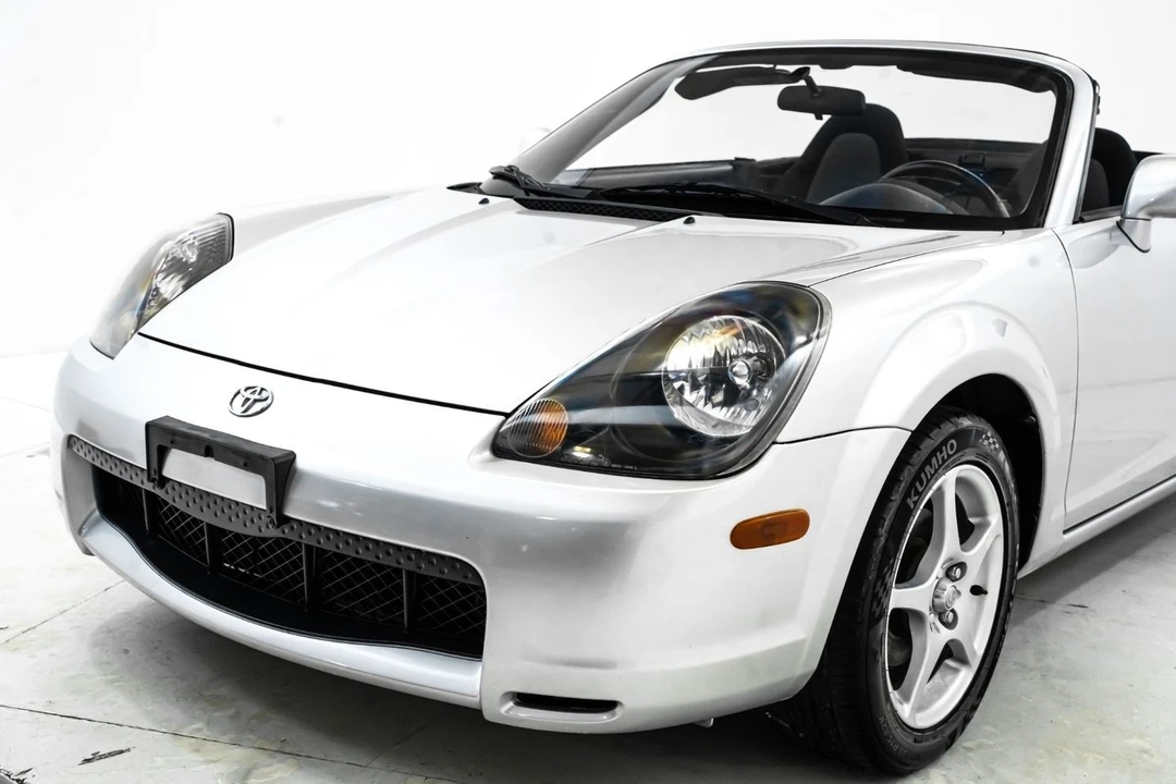 2000 Toyota MR2 Spyder/MR-S - Image 16 of 31