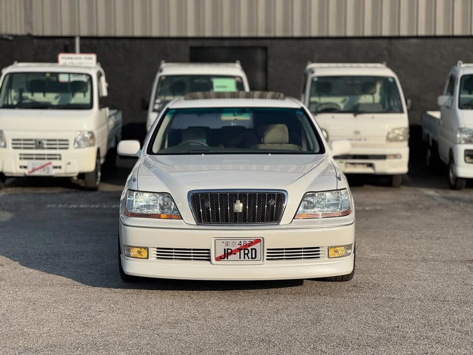 2000 Toyota - Image 2 of 20