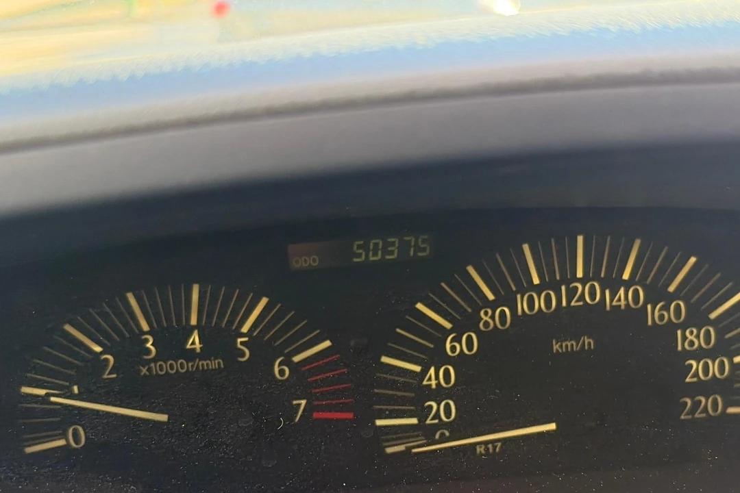 2000 Toyota Previa/Estima - Image 16 of 31