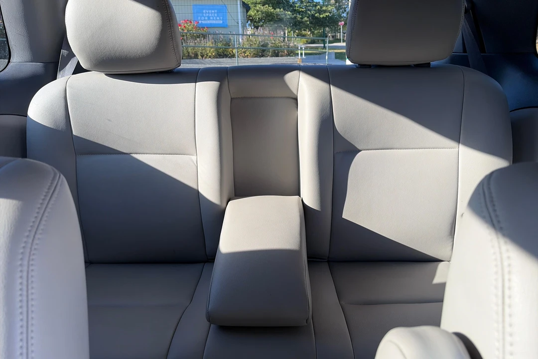 2000 Toyota Previa/Estima - Image 15 of 31