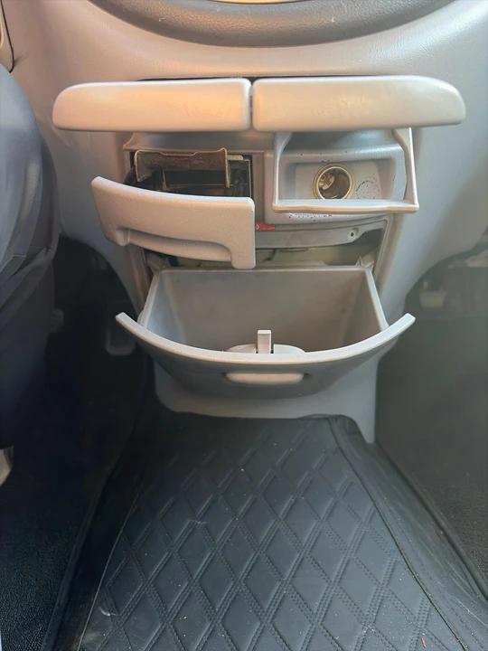 2000 Toyota Previa/Estima - Image 22 of 31