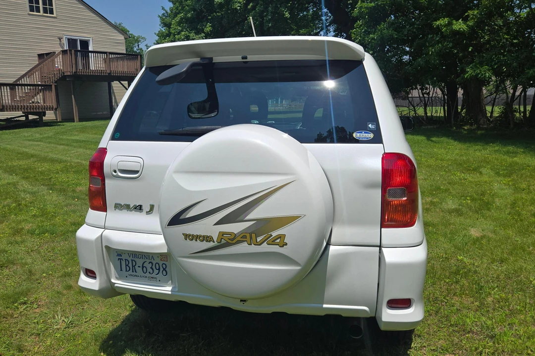 2000 Toyota RAV4 1st Gen - Image 5 of 31