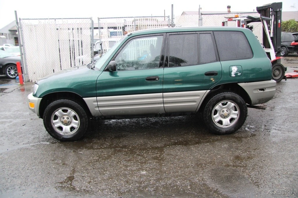 2000 Toyota RAV4 1st Gen - Image 3 of 21