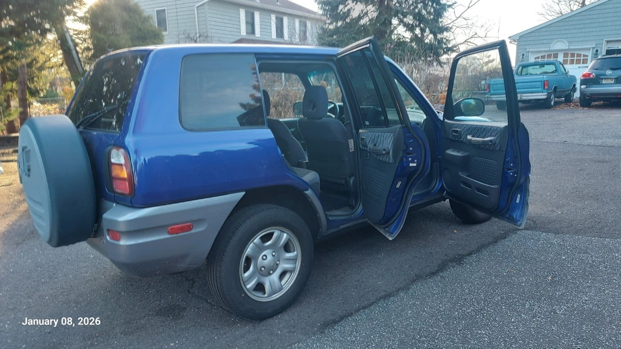 2000 Toyota RAV4 1st Gen - Image 20 of 20