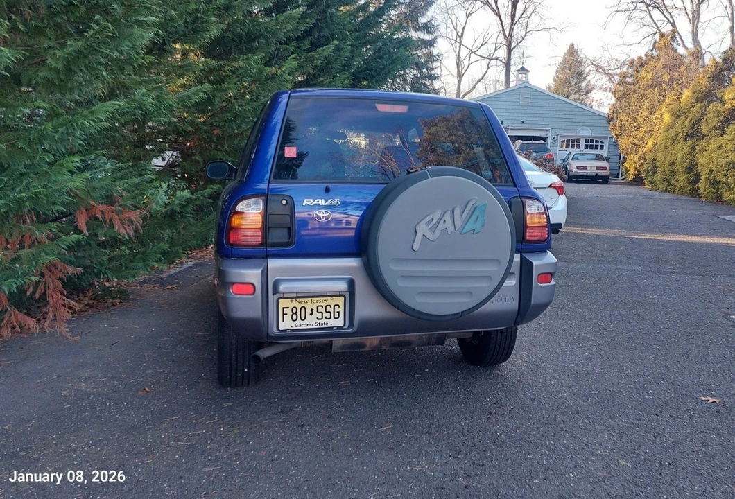 2000 Toyota RAV4 1st Gen - Image 17 of 20