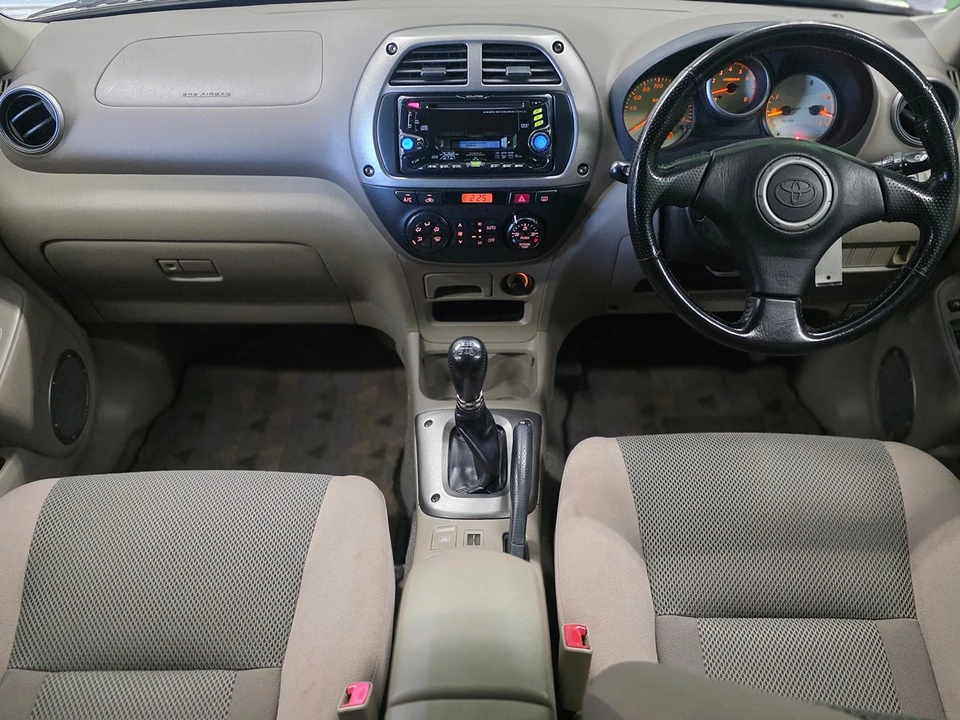 2000 Toyota RAV4 1st Gen - Image 2 of 31