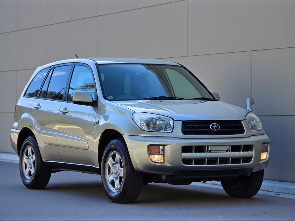 2000 Toyota RAV4 1st Gen - Image 22 of 31