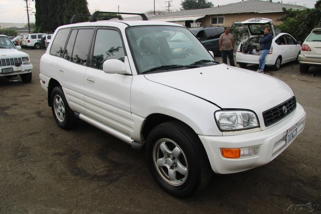 2000 Toyota RAV4 1st Gen - Image 8 of 21