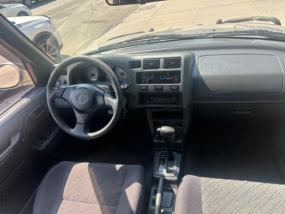 2000 Toyota RAV4 1st Gen - Image 21 of 31