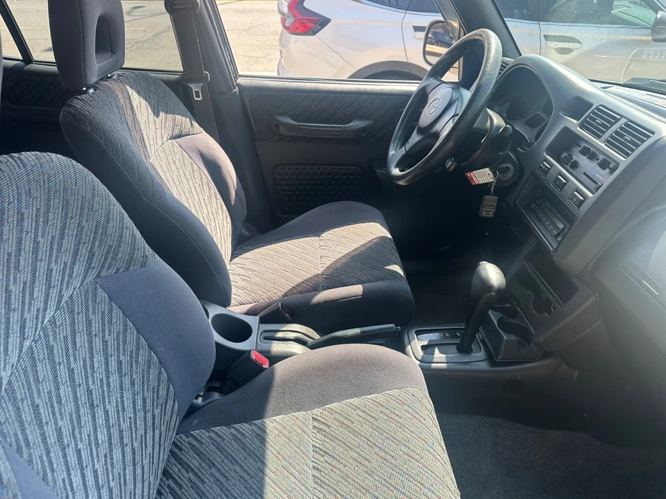 2000 Toyota RAV4 1st Gen - Image 18 of 31