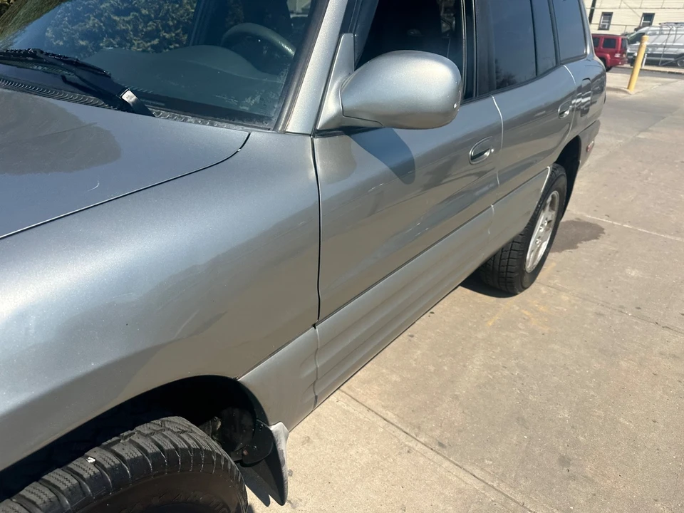 2000 Toyota RAV4 1st Gen - Image 12 of 31