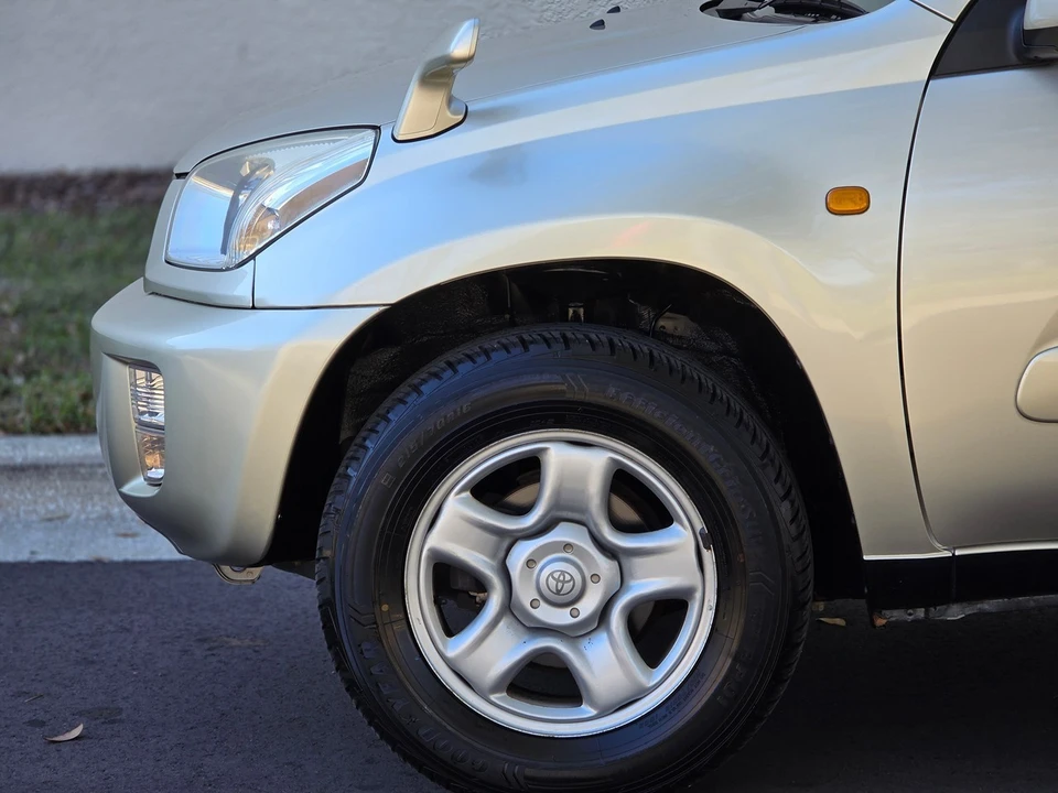 2000 Toyota RAV4 1st Gen - Image 7 of 21