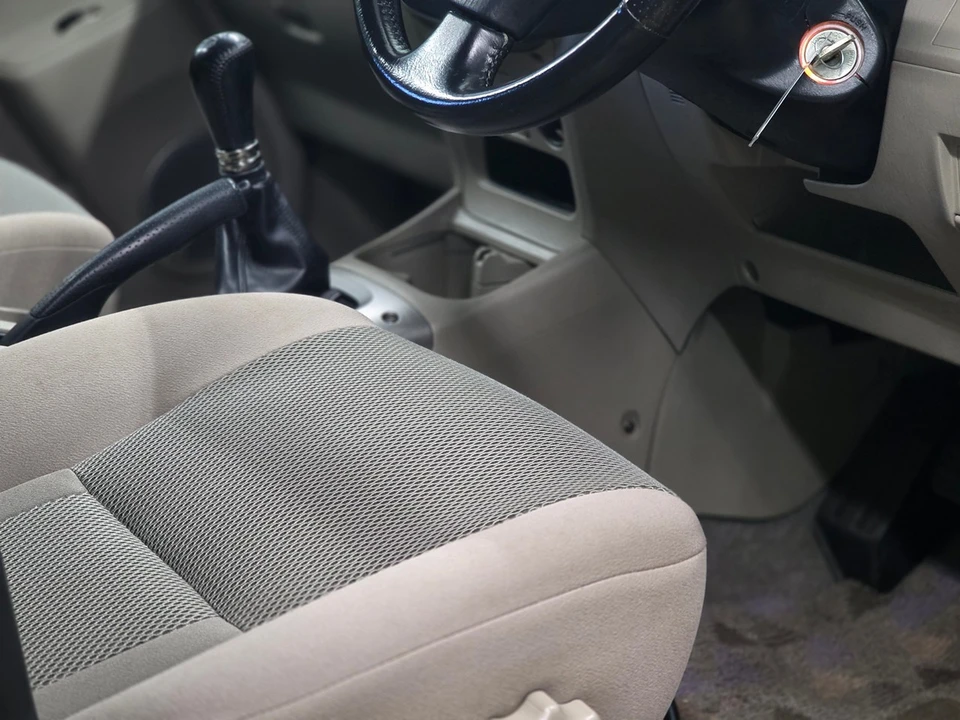 2000 Toyota RAV4 1st Gen - Image 6 of 21