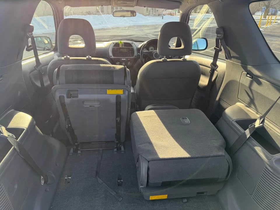 2000 Toyota RAV4 1st Gen - Image 15 of 18