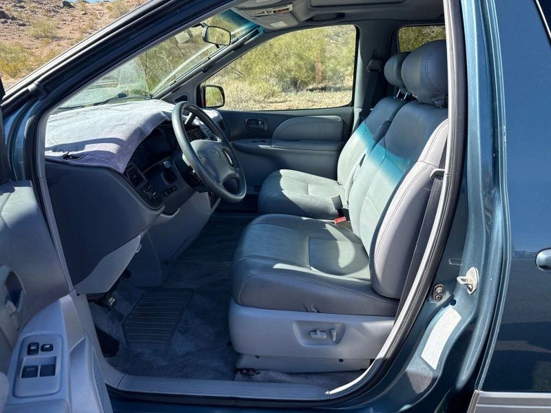 2000 Toyota Sienna 1st Gen - Image 10 of 21