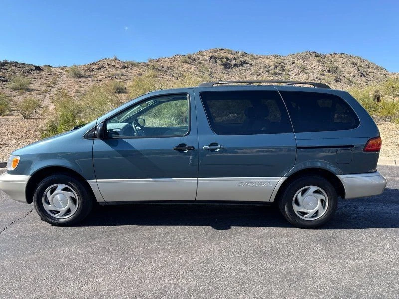 2000 Toyota Sienna 1st Gen - Image 4 of 21