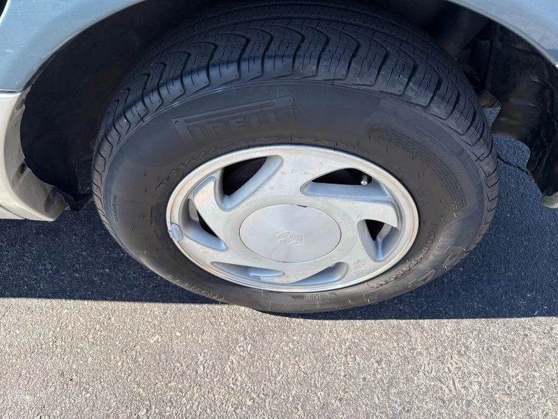 2000 Toyota Sienna 1st Gen - Image 20 of 21