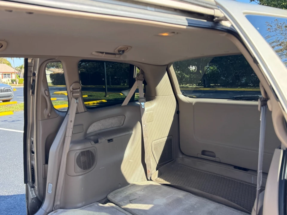 2000 Toyota Sienna 1st Gen - Image 8 of 10