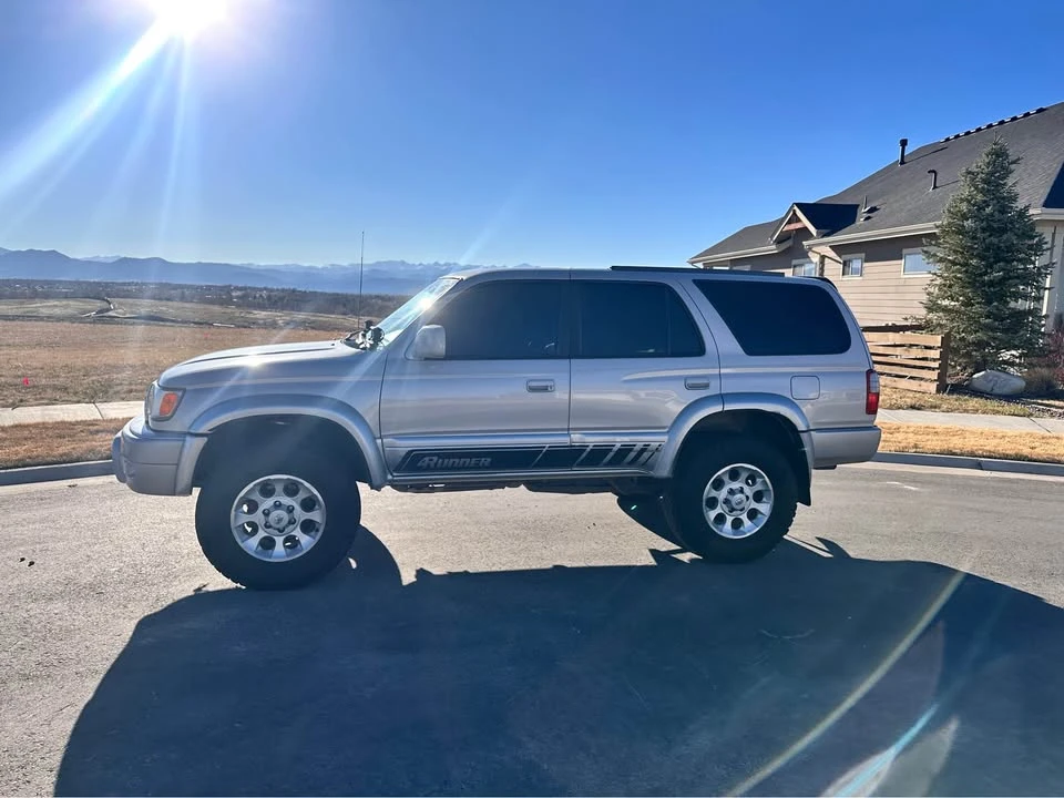 2000 Toyota 4Runner 3rd Gen - Image 3 of 11