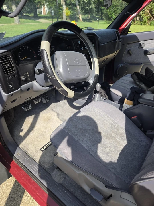 2000 Toyota Tacoma 1st Gen - Image 24 of 31