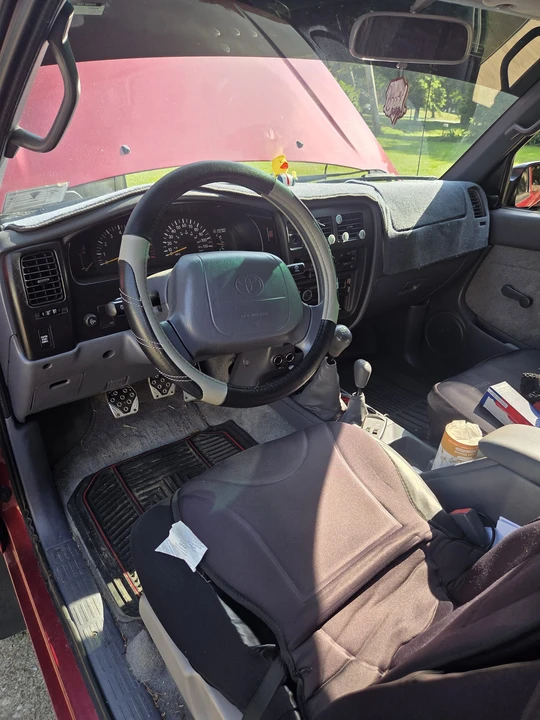 2000 Toyota Tacoma 1st Gen - Image 23 of 31