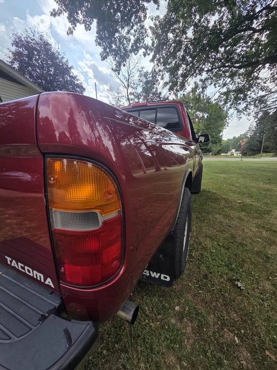 2000 Toyota Tacoma 1st Gen - Image 7 of 31
