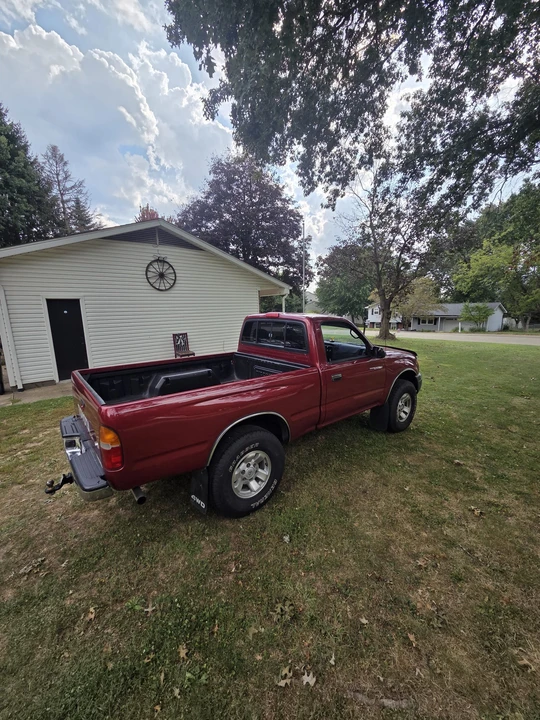 2000 Toyota Tacoma 1st Gen - Image 4 of 31