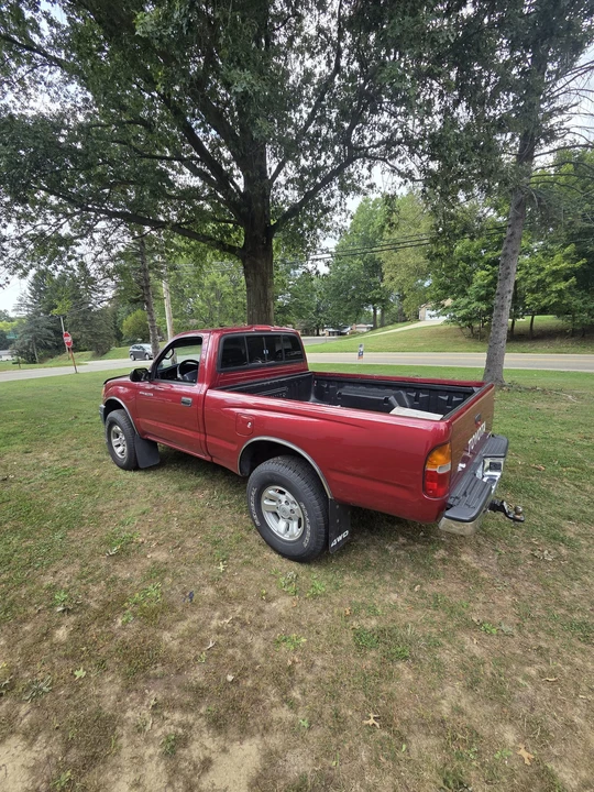 2000 Toyota Tacoma 1st Gen - Image 5 of 31