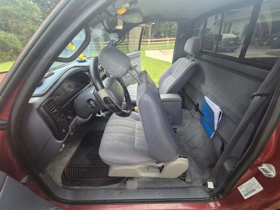 2000 Toyota Tacoma 1st Gen - Image 26 of 31