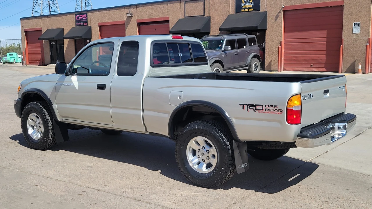 2000 Toyota Tacoma 1st Gen - Image 3 of 31