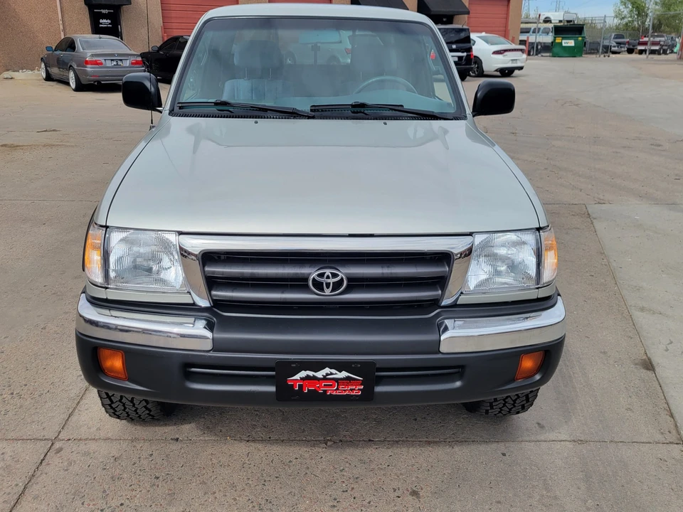 2000 Toyota Tacoma 1st Gen - Image 16 of 31