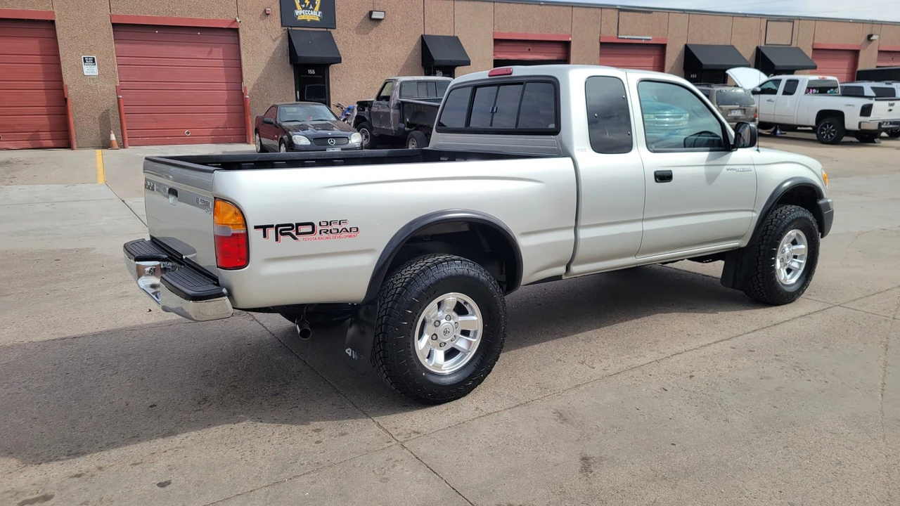 2000 Toyota Tacoma 1st Gen - Image 5 of 31